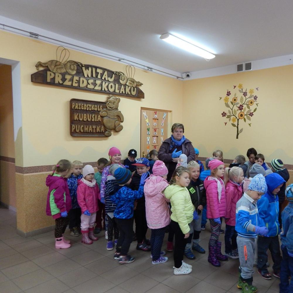 Sprzątamy świat. Sprzątaliśmy nasz ogród i najbliższy teren przy przedszkolu.
